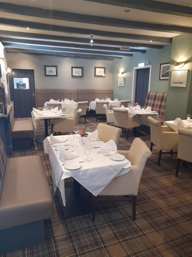 Schooner Hotel Alnmouth Buitenkant foto