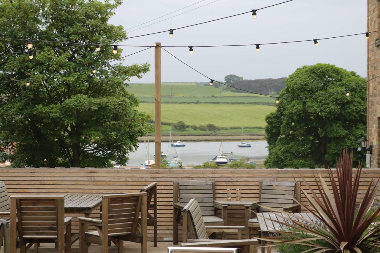 Schooner Hotel Alnmouth Buitenkant foto